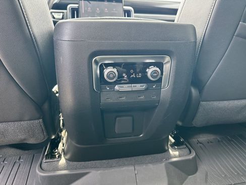 New 2026 GMC Yukon AT4 w/ AT4 Premium Plus Package image 24