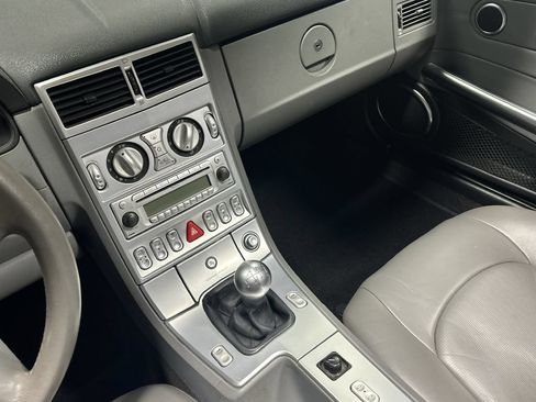 Used 2005 Chrysler Crossfire Limited RWD image 48
