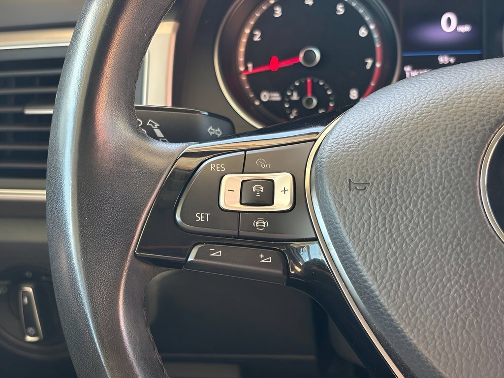 Used 2019 Volkswagen Atlas SE w/ Panoramic Sunroof Package FWD image 33