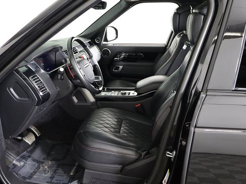 Used 2021 Land Rover Range Rover SV Autobiography Dynamic image 37