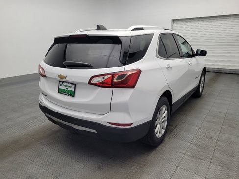 Used 2018 Chevrolet Equinox LT w/ Sun & Infotainment Package image 9