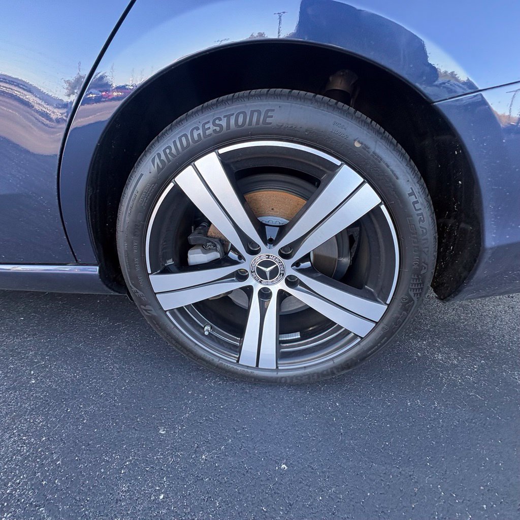 Certified 2024 Mercedes-Benz C 300 4MATIC Sedan image 9