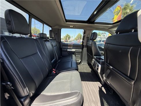 Used 2018 Ford F150 Lariat w/ Equipment Group 502A Luxury AWD/4WD image 29