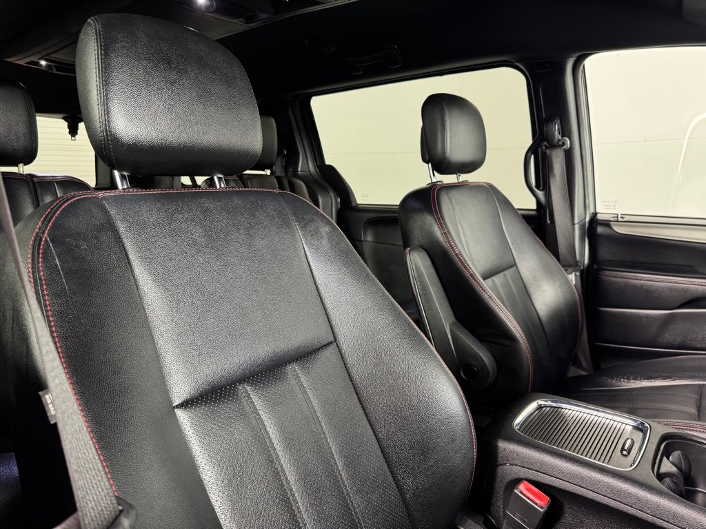 Used 2019 Dodge Grand Caravan GT FWD image 28