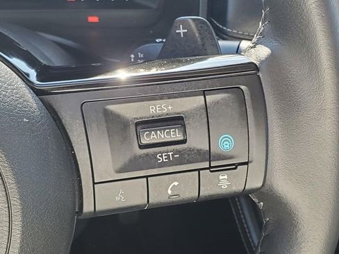 Certified 2024 Nissan Rogue Platinum image 19