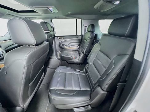 Used 2020 GMC Yukon XL Denali w/ Open Road Package AWD/4WD image 25