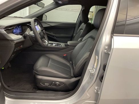 New 2026 Jeep Cherokee Limited image 16