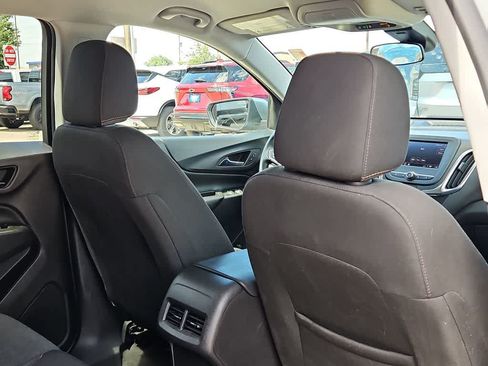Used 2024 Chevrolet Equinox LT FWD image 18