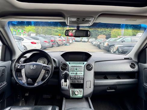 Used 2011 Honda Pilot Touring image 17