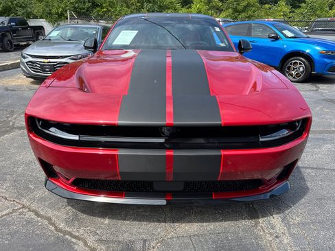 Used 2025 Dodge Charger R/T w/ Quick Order Package 25M R/T image 2