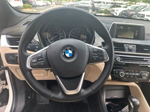 Used 2017 BMW X1 xDrive28i AWD/4WD image 16