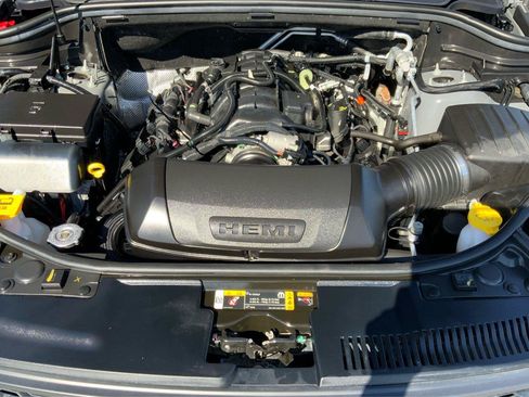 Used 2025 Dodge Durango R/T AWD/4WD image 23
