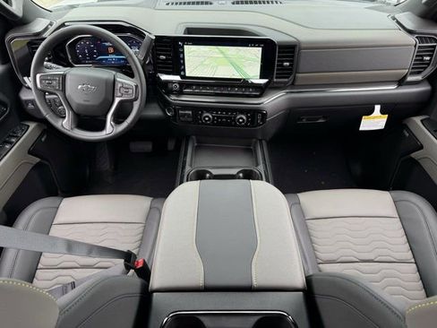 New 2026 Chevrolet Silverado 2500 ZR2 AWD/4WD image 10