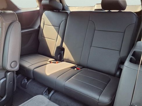 Used 2023 Chevrolet Traverse High Country w/ LPO, Floor Liner Package AWD/4WD image 24