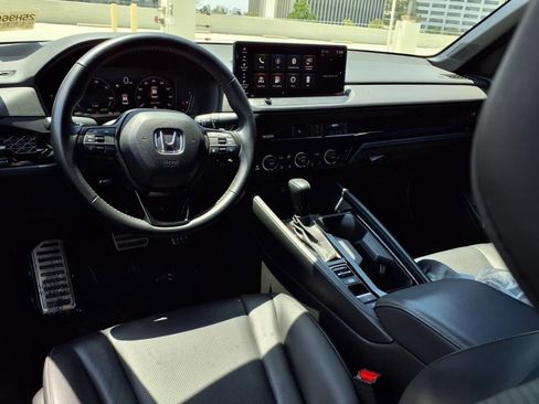 Used 2024 Honda Accord Sport image 10