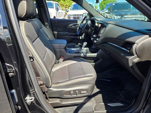 Used 2023 Chevrolet Traverse Premier w/ Redline Edition image 5