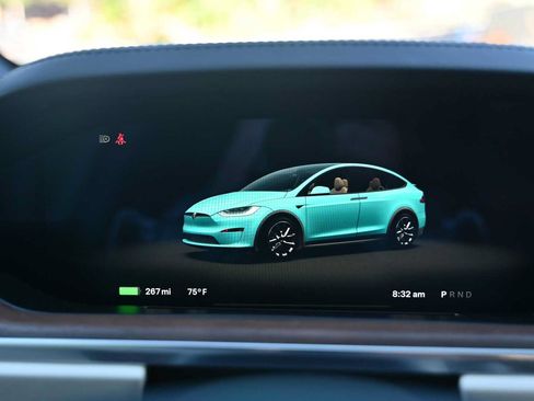 Used 2022 Tesla Model X AWD/4WD image 10