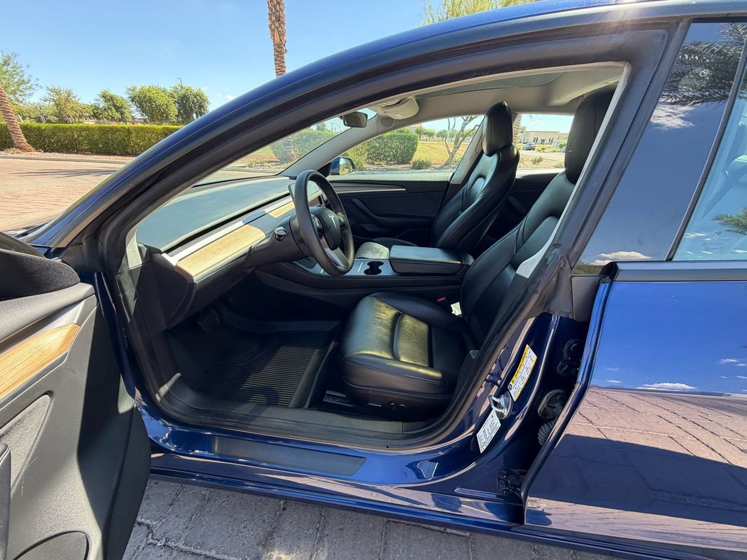 Used 2023 Tesla Model 3 Standard Range RWD image 8