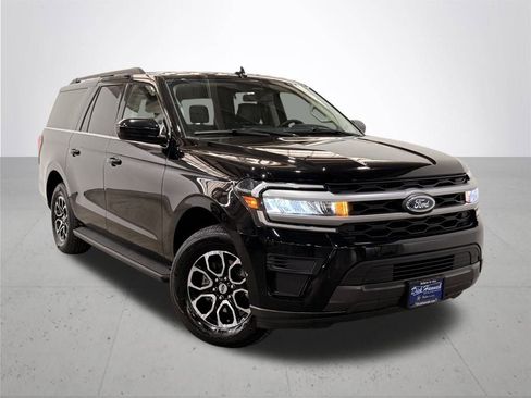 Used 2024 Ford Expedition Max XLT image 7