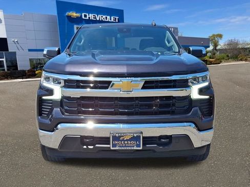 Used 2023 Chevrolet Silverado 1500 LT AWD/4WD image 24