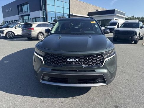 Certified 2023 Kia Sorento SX Prestige AWD/4WD image 2