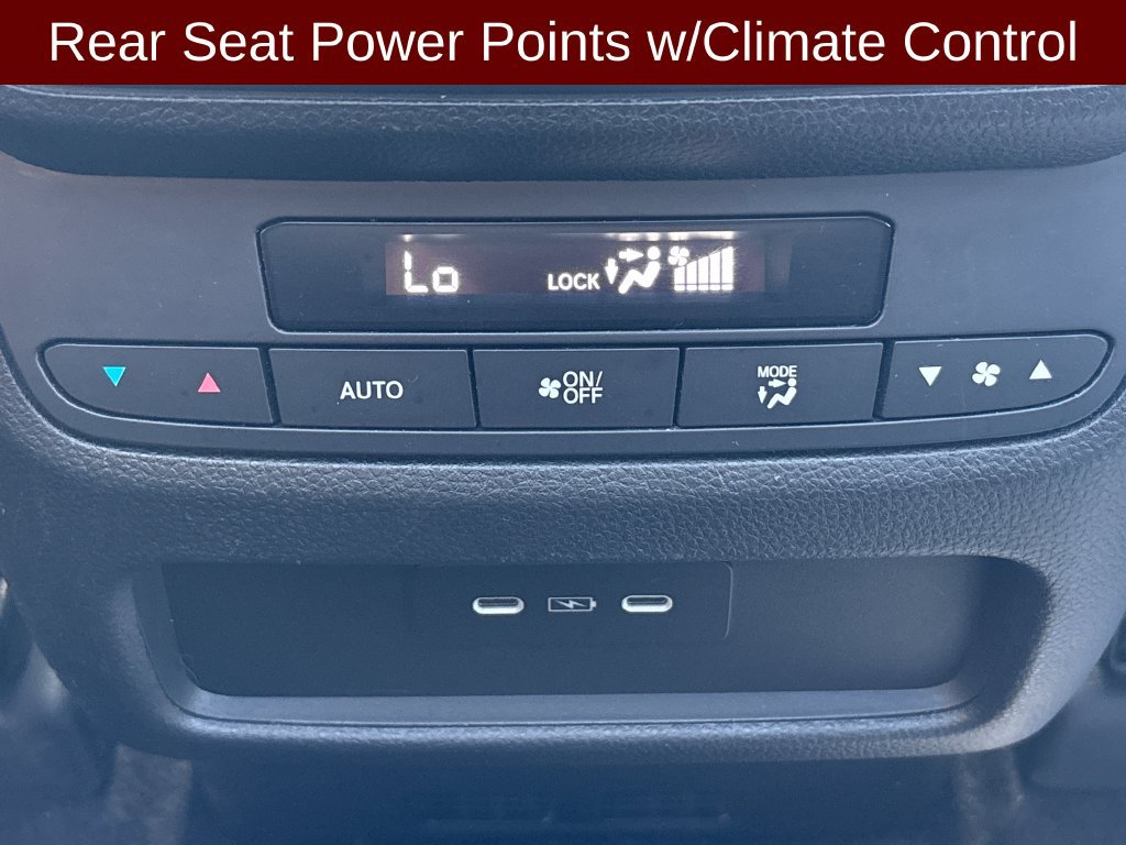 Used 2024 Honda Pilot Touring image 23