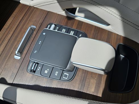 New 2026 Mercedes-Benz GLE 450 GLE 450 image 23