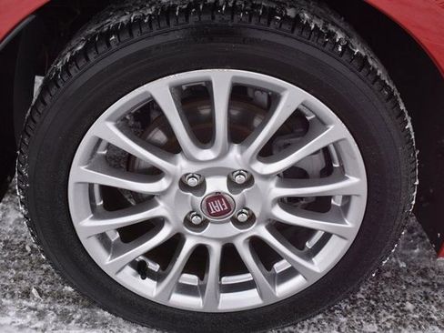 Used 2017 FIAT 124 Spider Classica image 33