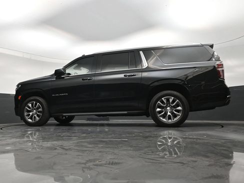 Used 2024 Chevrolet Suburban LT w/ LT Signature Package RWD image 20