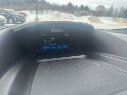 Used 2018 Ford Escape SE image 32