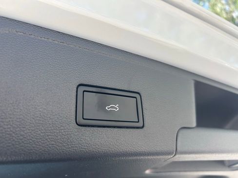 New 2026 Volkswagen Atlas Cross Sport SEL Premium R-Line image 44