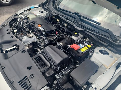 Used 2019 Honda Civic Sport image 14