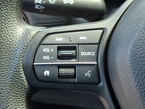 Used 2023 Honda HR-V LX image 20