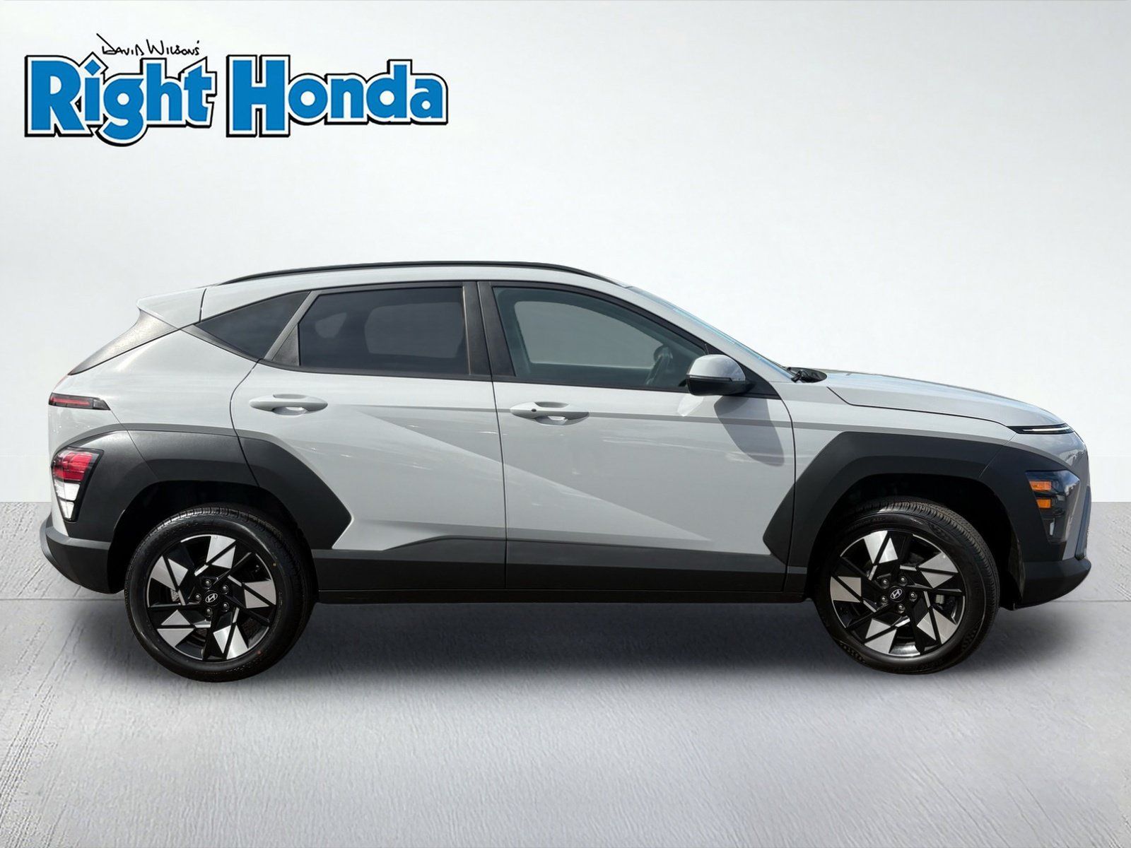 Used 2025 Hyundai Kona SEL AWD/4WD image 8
