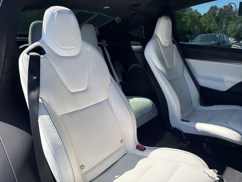 Used 2022 Tesla Model X Plaid AWD/4WD image 8