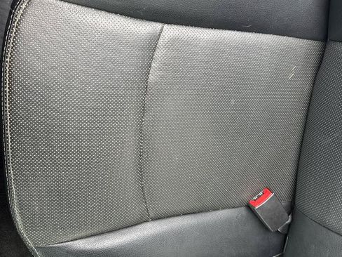 Used 2017 RAM 1500 Laramie RWD image 17