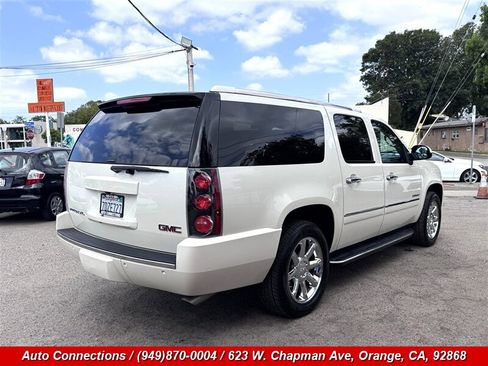 Used 2014 GMC Yukon XL Denali AWD/4WD image 3