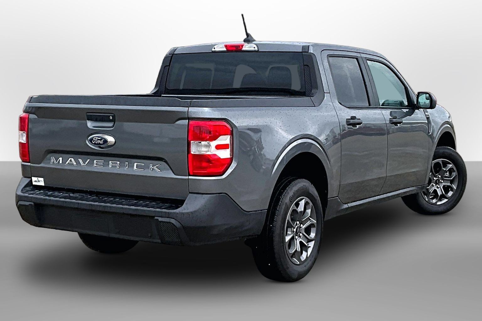 Used 2024 Ford Maverick XLT FWD image 11