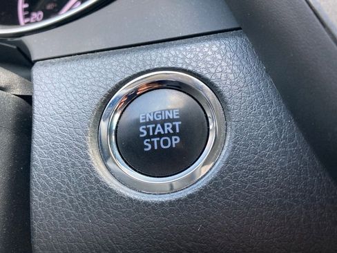 Used 2024 Toyota Camry XLE image 17