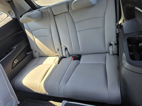 Used 2020 Honda Pilot Touring image 45