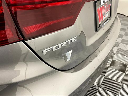 Used 2024 Kia Forte LXS FWD image 23