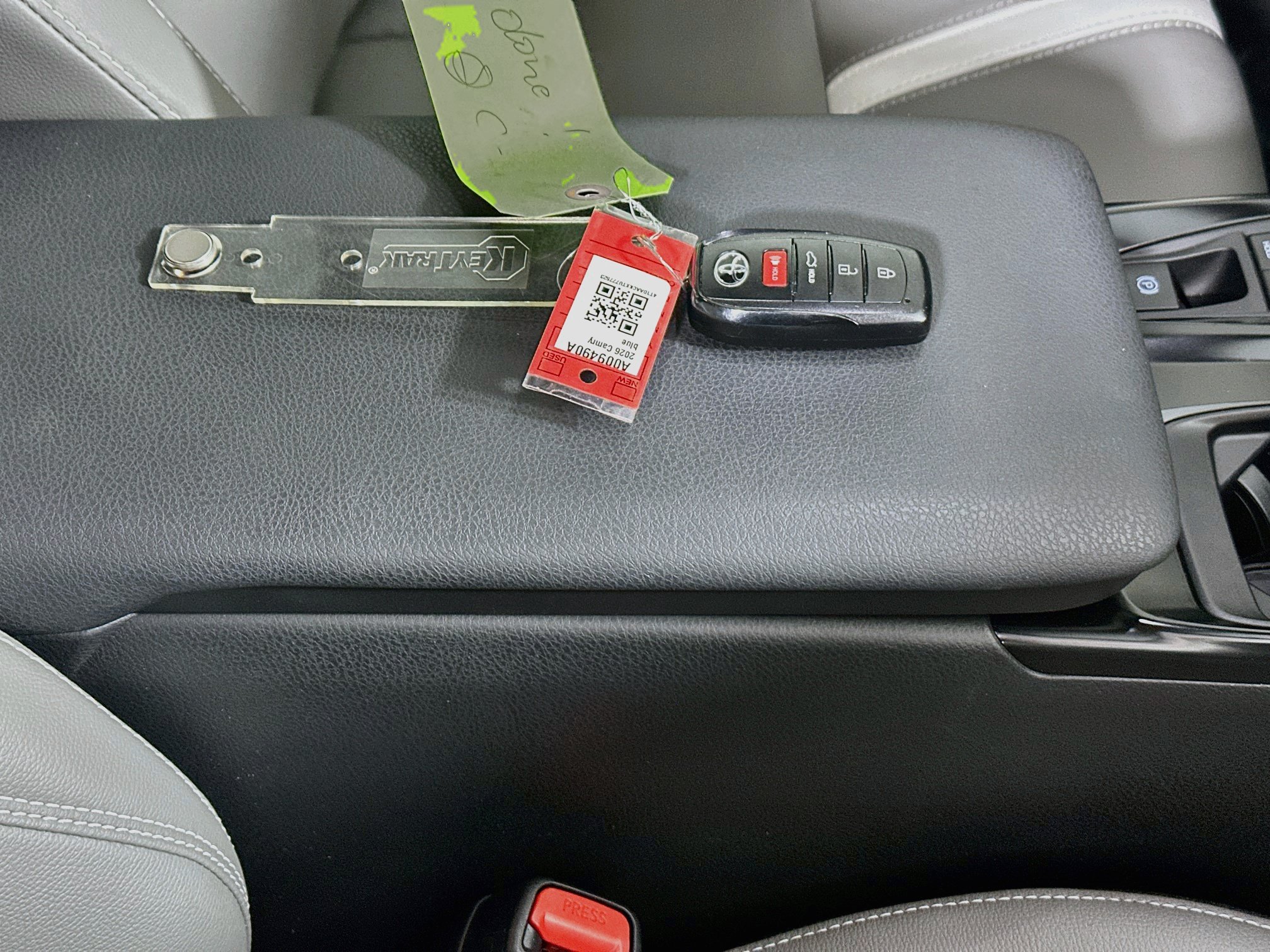 Certified 2026 Toyota Camry SE FWD image 33