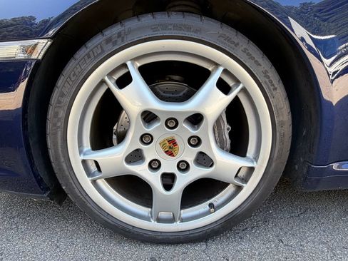 Used 2006 Porsche 911 Carrera RWD image 13