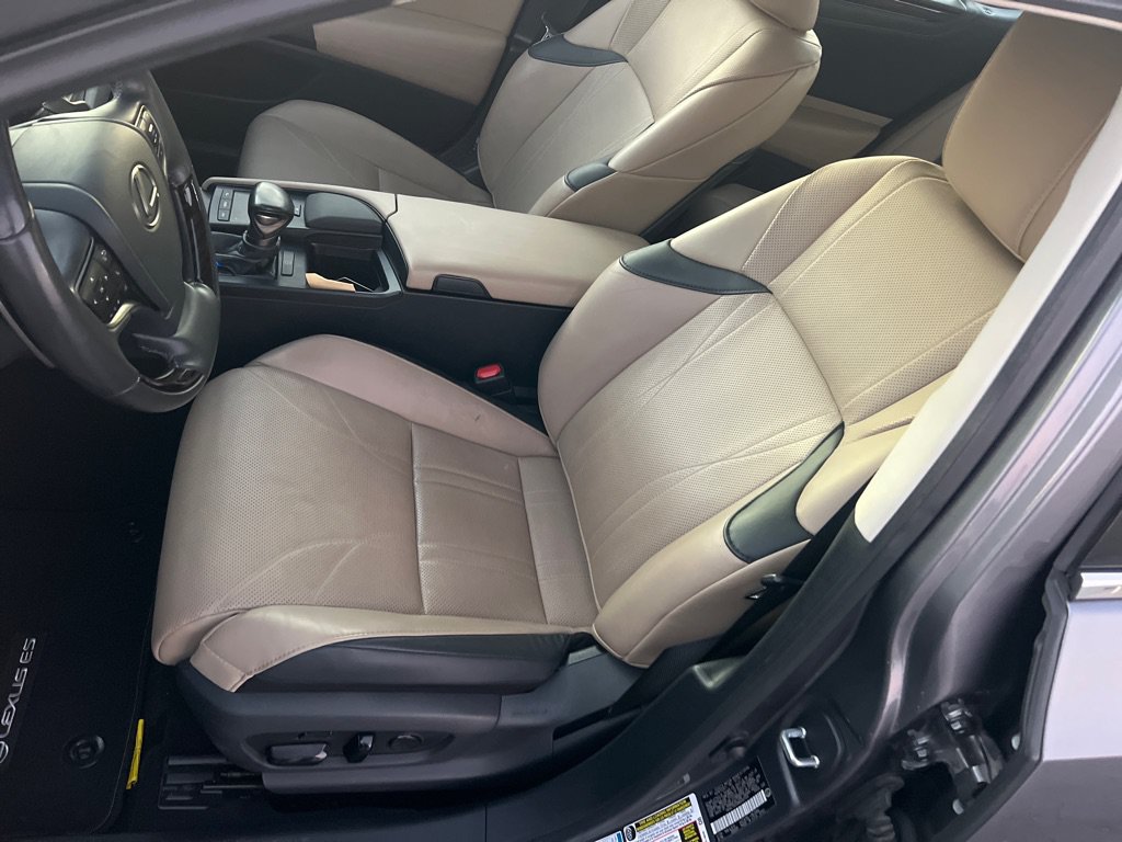 Used 2021 Lexus ES 250 w/ Luxury Package AWD/4WD image 11