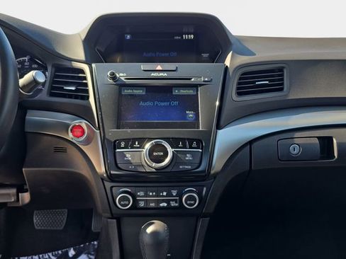 Used 2017 Acura ILX w/ Premium Package image 22