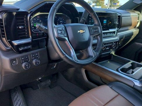 Certified 2024 Chevrolet Silverado 3500 High Country w/ High Country Premium Package AWD/4WD image 10