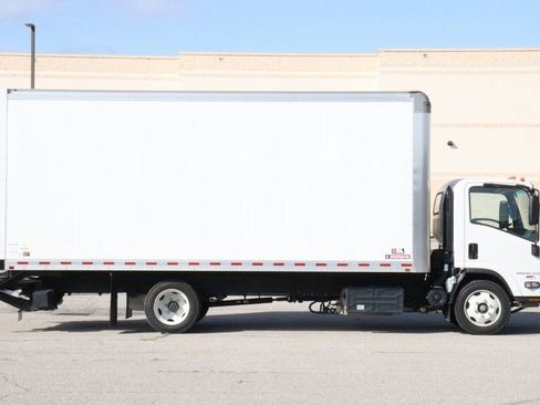 Used 2023 Chevrolet Low Cab Forward 5500XD RWD image 7