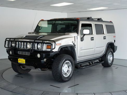 Used 2005 HUMMER H2 w/ Preferred Equipment Group AWD/4WD image 3