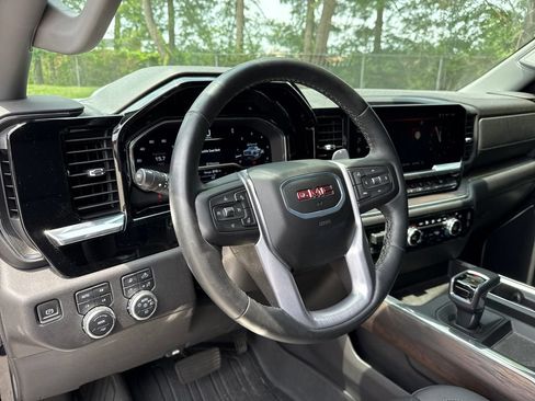 Used 2024 GMC Sierra 1500 SLT w/ SLT Premium Plus Package AWD/4WD image 14