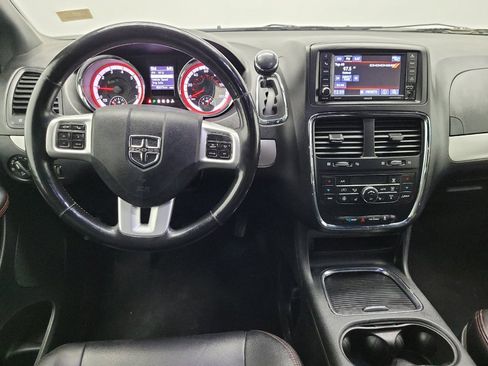 Used 2019 Dodge Grand Caravan GT image 22